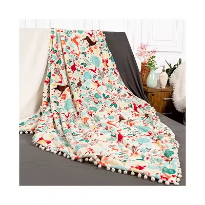 پتو مخمل خواب دار کریسمس با pom poms